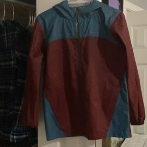 Columbia wind breaker